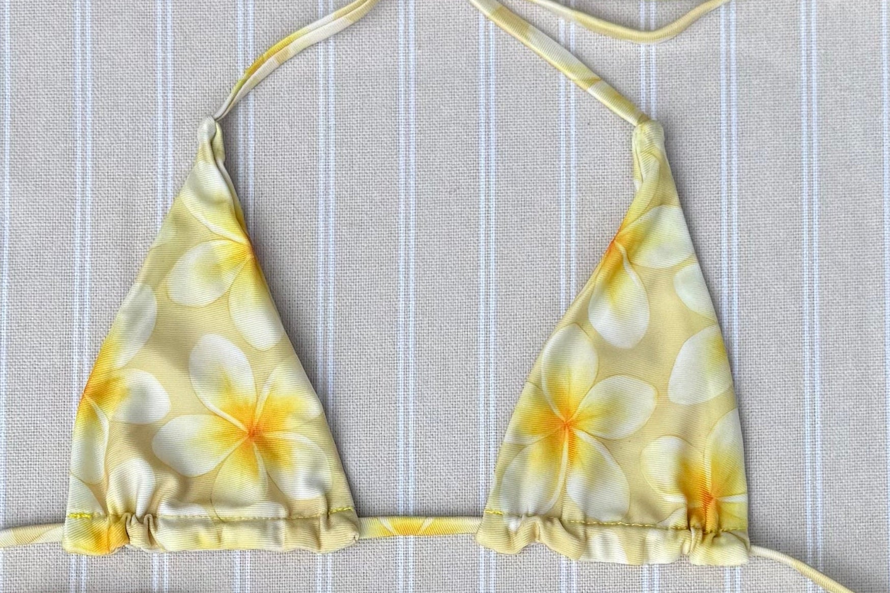 April Top in Plumeria
